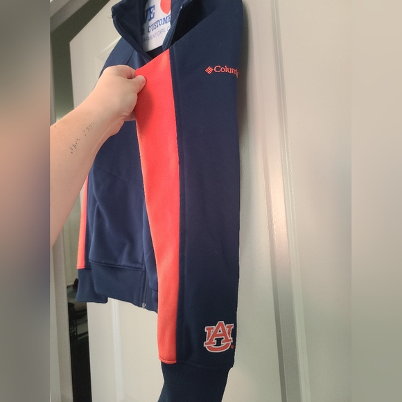 Auburn University Columbia zipUp - Picture 2 of 2